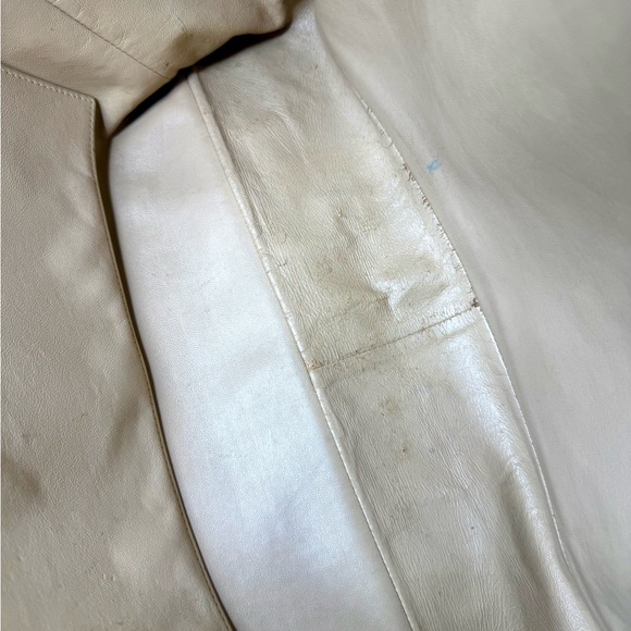 Authentic CHANEL black lambskin leather large tote bag - Picture 14 of 16